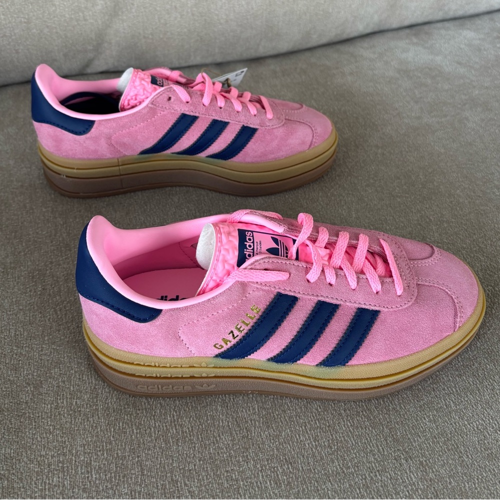 adidas Women's Pink Sneakers with Blue Stripes - Picture 2 of 12